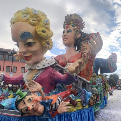 25^ CARNEVALE CORDENONESE - SFILATA CARRI ALLEGORICI